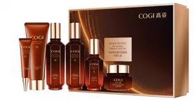 高姿黑松露抗皱紧致至臻礼盒