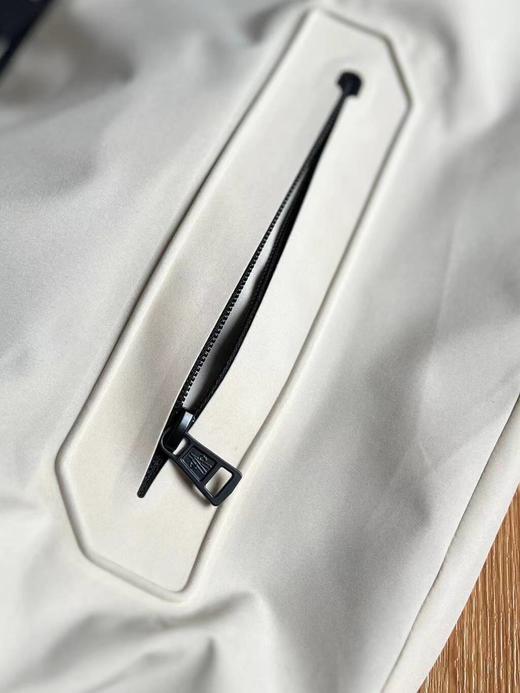 F040701春季新品男子商务简约大方防风防水舒适透气柔软亲肤夹克长袖外套 商品图12