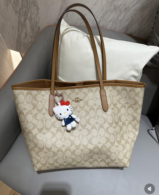 代购级 蔻驰𝗰𝗼𝗮𝗰.𝗵 𝗰𝗶𝘁𝘆𝟯𝟯托特购物袋 商品图0