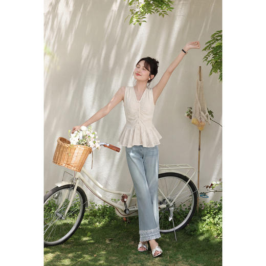 鹿向南「春野来信」杏色背心吊带女夏新款时尚设计感收腰无袖上衣 商品图1