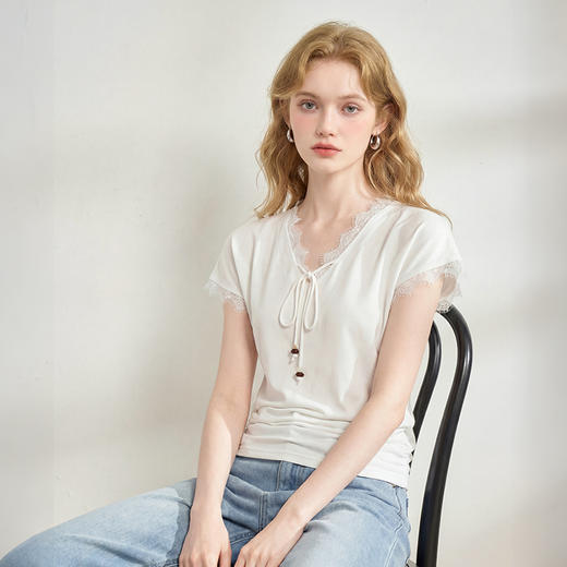 西遇韩系时尚蕾丝2026夏新款拼接短袖T恤v领花边正肩舒适透气上衣H0060231 商品图3