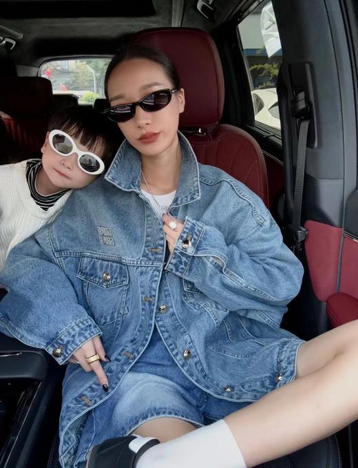 F040712春夏季新款复古水洗牛仔字母贴布绣拼色牛仔夹克长袖外套 商品图13