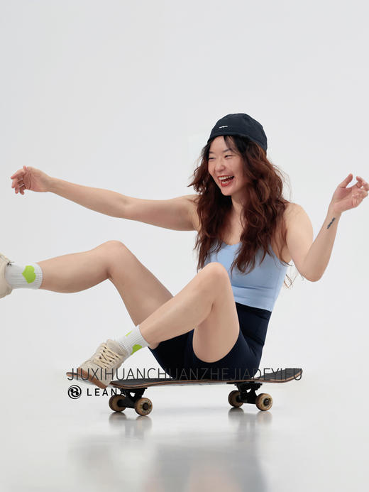 【买一赠一】LEANA（三分瑜伽短裤）蜜桃臀女热裤提臀高腰紧身裤NP1009 商品图5