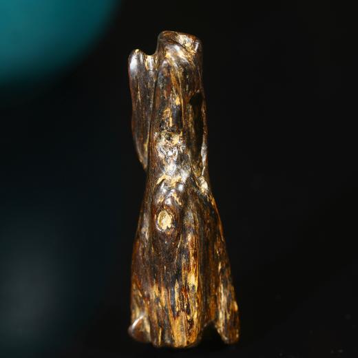 BC.HE4.3-7 产区：东马老料沉水（素牌） 规格：7.4g 商品图0