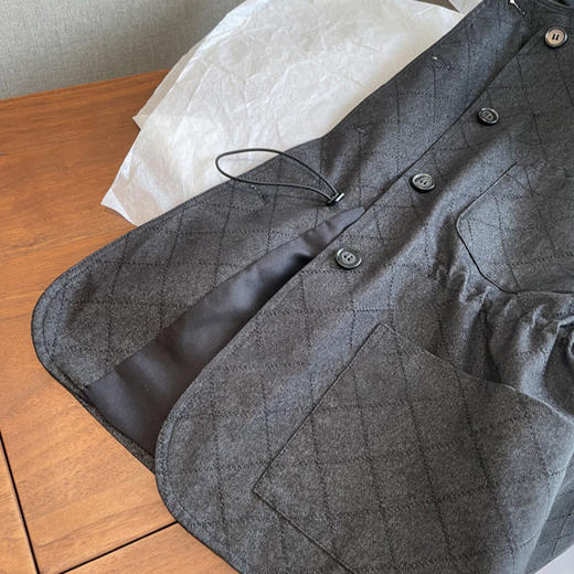 小众设计师款！轻奢款！2026菱格纹设计感四口袋收腰显瘦马甲！ 商品图2