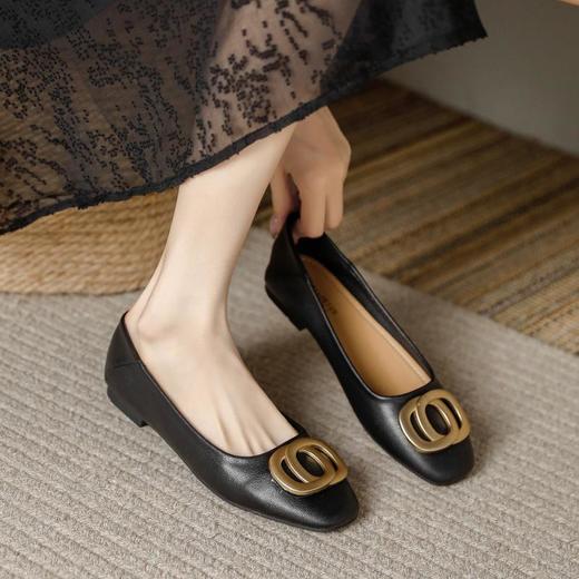 【秒杀】真皮法式复古平底大码金属扣浅口超软单鞋女职业通勤方头工作鞋 商品图2