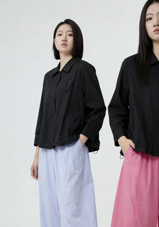 水淼2026春夏休闲正肩阔版抽绳微弹衬衫（两侧有口袋）2371 商品图3