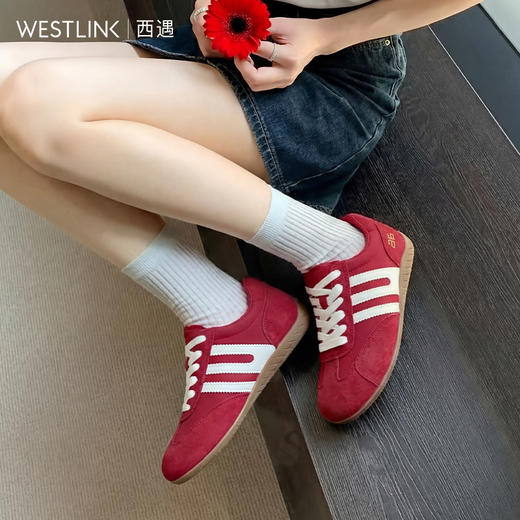 西遇复古德训鞋女2026新款春季运动休闲阿甘鞋舒适不累脚软底板鞋V0566349 商品图2