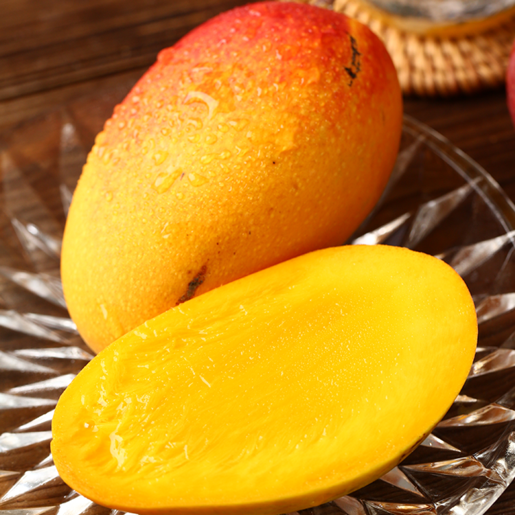 海南贵妃芒 自然熟 果味浓郁 香甜丝滑