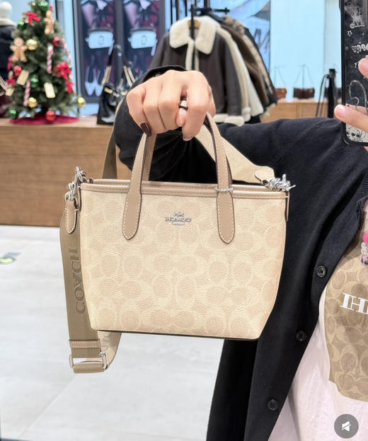 代购级 蔻驰𝗰𝗼𝗮𝗰.𝗵 𝗰𝗶𝘁𝘆𝟭𝟱菜篮子 商品图0