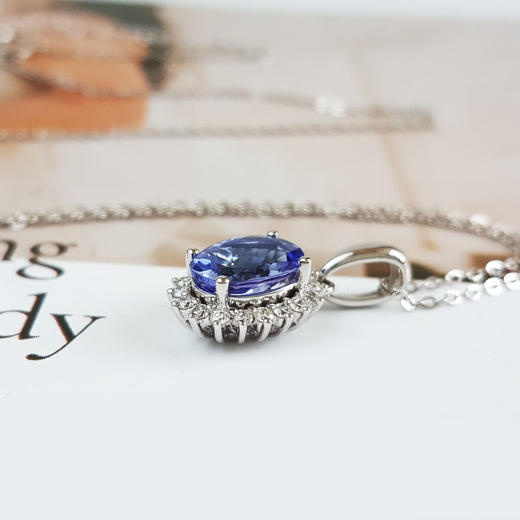 【天然正品】AU750白金镶钻镶天然近全净体5A级1.131克拉坦桑石吊坠项链16.9*8.3*5.6MM（皆取最大值）190326NJS18 商品图4