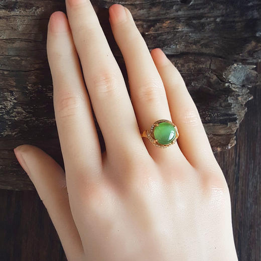 【天然正品】AU750黄金镶天然细腻菠菜绿无黑点碧玉猫眼和田玉戒指15号（皆取最大值）141125AH29 商品图7