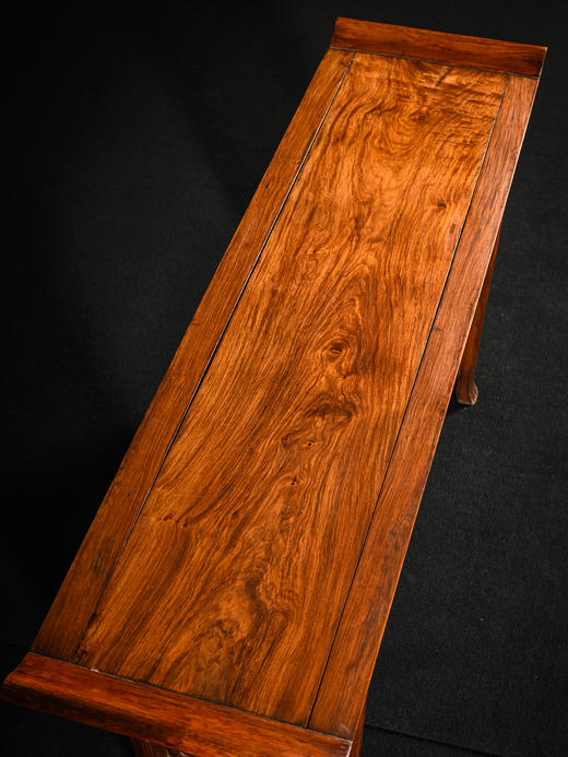 清	黄花梨夹头榫如意云纹独板翘头案 商品图3