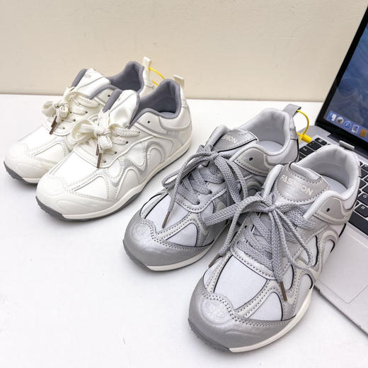 山系小弯月休闲鞋阿甘鞋 商品图5