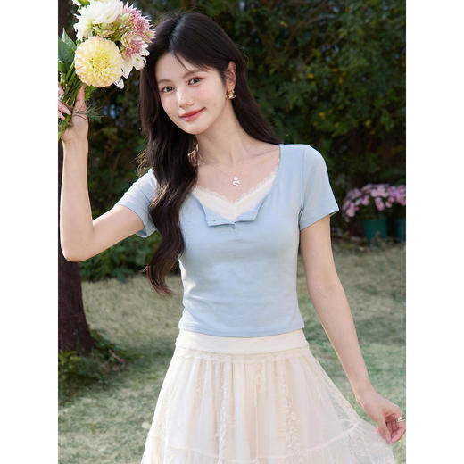 鹿向南「蓝调梦境」蓝色蕾丝V领短袖T恤夏新款修身显瘦气质上衣女 商品图0