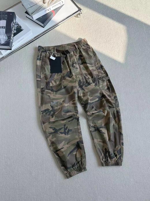 F040757男女同款直筒宽松舒适冲锋裤军事风迷彩工装束脚裤 商品图9