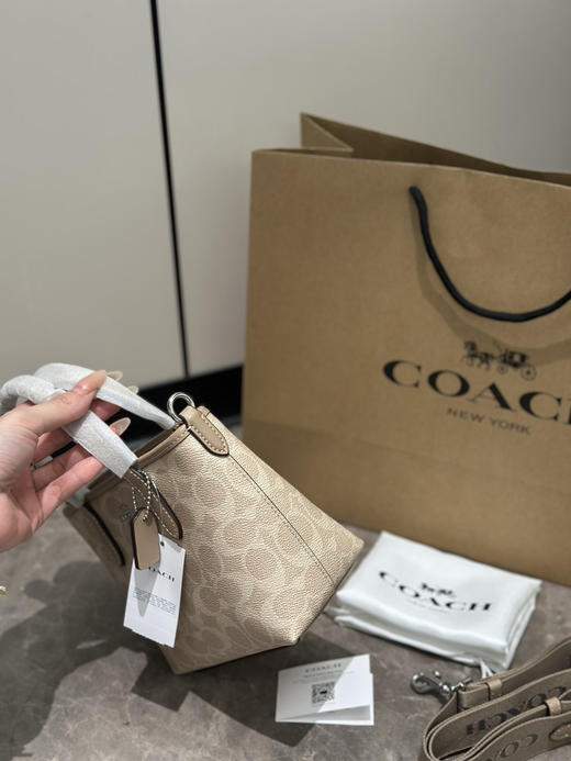 代购级 蔻驰𝗰𝗼𝗮𝗰.𝗵 𝗰𝗶𝘁𝘆𝟭𝟱菜篮子 商品图6