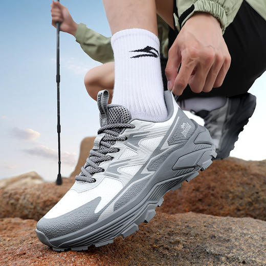 奥特莱斯联名龙狮戴尔户外运动鞋 透气 轻量 抓地 防滑 商品图2