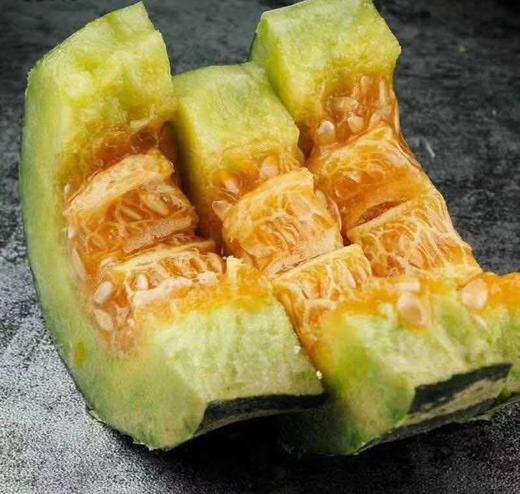 新疆羊角蜜博洋蜜瓜 5-5.5斤/箱 闻着香 咬着脆 吃着甜 商品图4