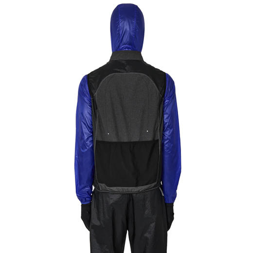 ROA NUMB Pinstriped Commuting Vest 立体剪裁轻量化户外马甲 商品图2