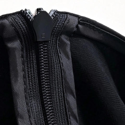 row家小黑裙。自己备注号码。 商品图8