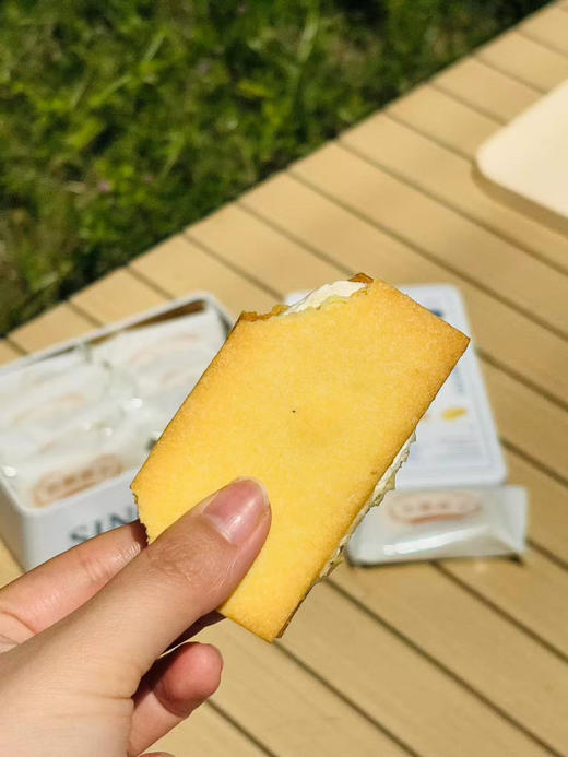 白脱饼干，精选纯正黄油，每一片都金黄酥脆，冷藏保存7天，冷冻90天 商品图7