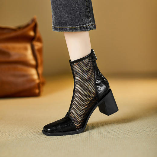 【预售5天】真皮网纱凉靴女夏季新款粗跟高跟短靴百搭显瘦透气镂空凉鞋CZ&C-2045 商品图3