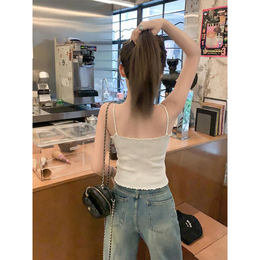 <曾小咸推荐>4.8现货秒杀 ！微信超特价！韩系针织开衫+背心两件套装 日常189.99 立减110 秒杀79.99！！ 商品图2