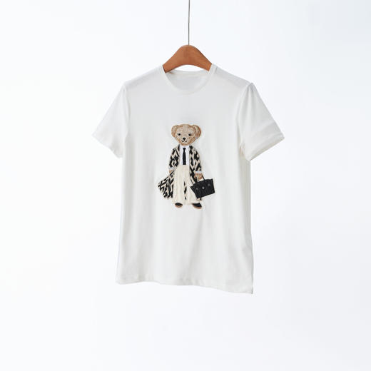 「自」全新升级【铂金会员183/天猫239/差价56】(14125)洛诗琳气质匹马棉T恤女2026夏季新款立体刺绣小熊短袖上衣 商品图0