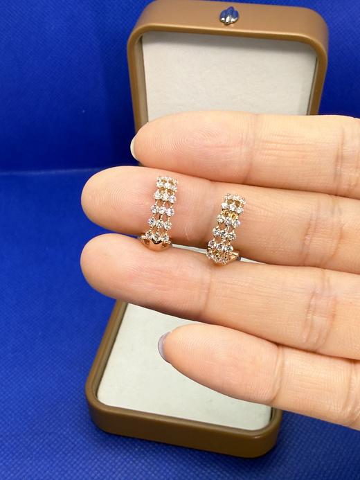 【日本溯源之旅】 18k 粉金钻石耳扣  大小耳垂皆可戴 镂空设计 排钻镶嵌 钻石 0.5ct 经典弹力夹 3.1g 商品图2