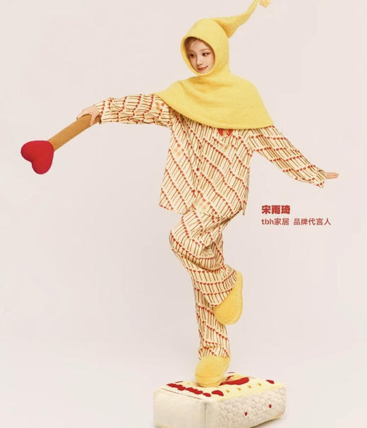 官网499！宋雨琦同款 tbh野兽×星星人同款星光缎家居服套装 长袖睡衣四季可外穿 商品图3