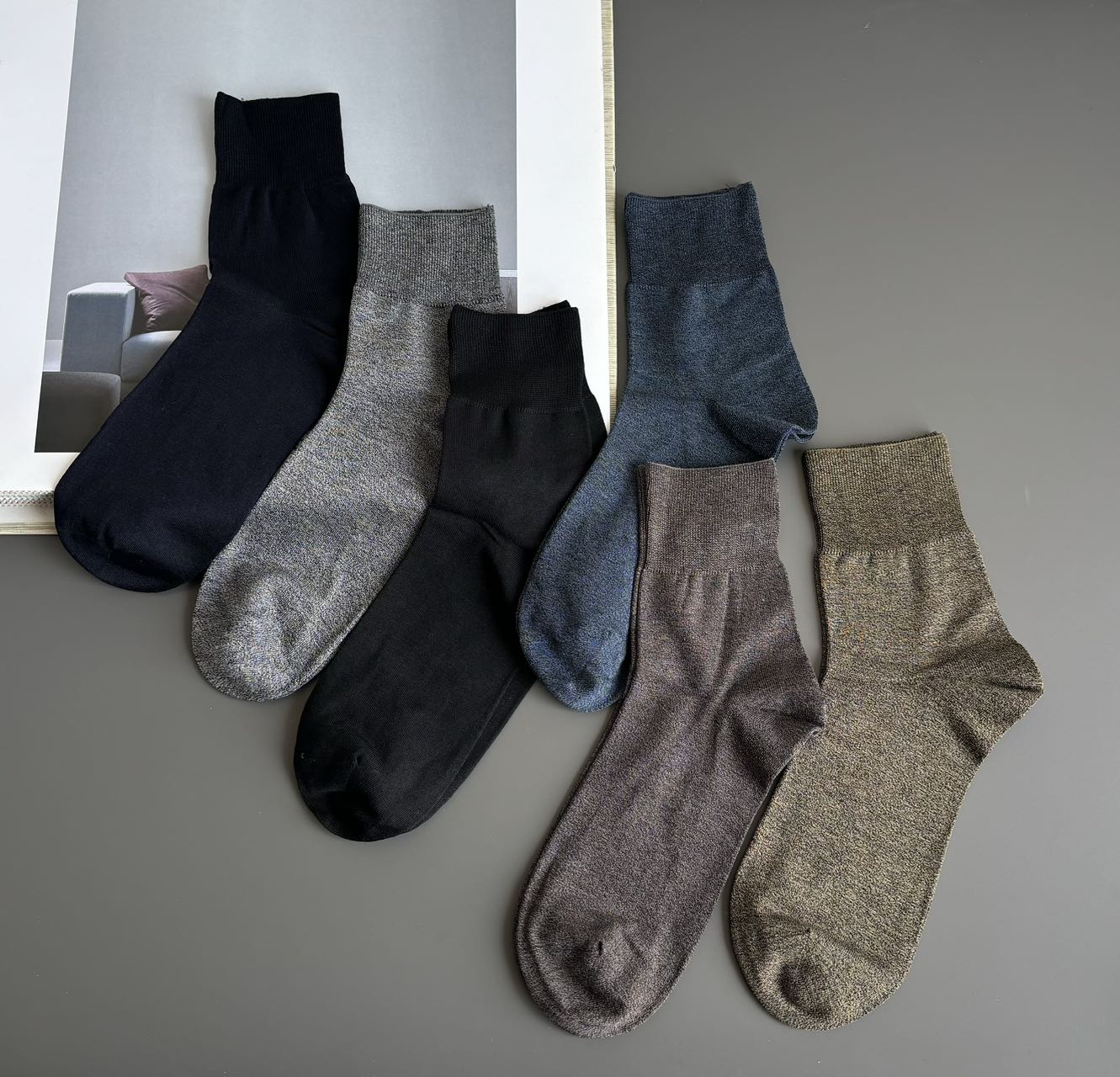 直发 出口日本的纯订单货，柜价115元/双 ，丝光棉的商务男袜子