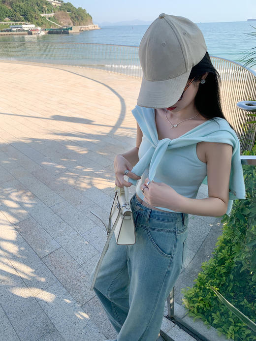 <曾小咸推荐>4.8现货秒杀 ！微信超特价！早春嫩绿色针织吊带开衫 日常139.99 立减70 秒杀69.99！！ 商品图5