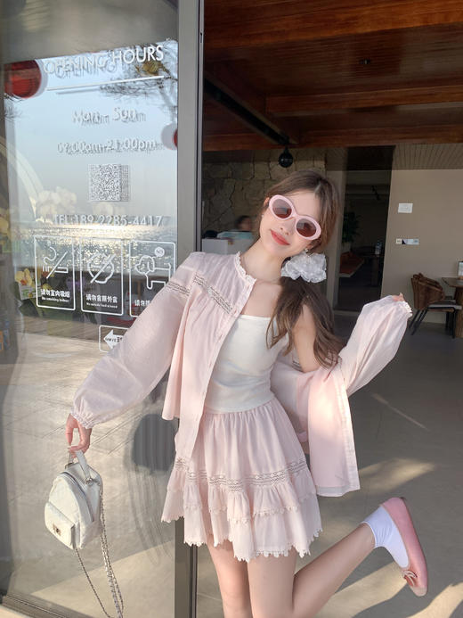 <曾小咸推荐>4.8现货秒杀 ！微信超特价！韩系花边镂空衬衫 日常229.99 立减130 秒杀99.99！！ 花边蛋糕裙 日常199.99 立减120 秒杀79.99！！ 商品图11