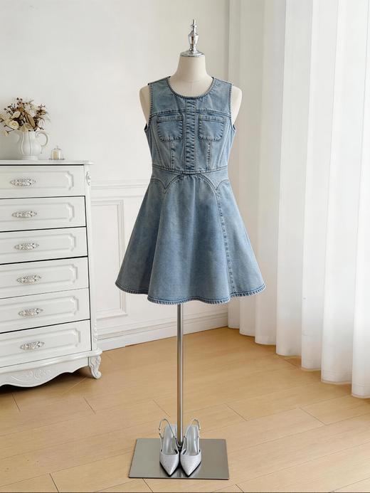 【孤品样衣，不退不换】小个子A字牛仔背心裙 商品图0