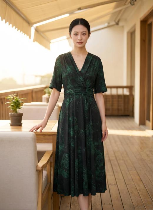 SC2S56_庭芜绿色_连衣裙_夏季_垂坠显瘦通勤优雅 A 字摆_高级女装_BERNIEELEN伯妮斯茵 商品图0