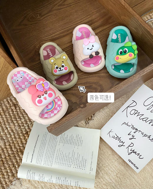 🌟区别于普通印花拖鞋❗️【儿童立体卡通涂鸦拖鞋】 🍊 它是立体款❗️小孩子太费拖鞋了✨ 是春夏必备的儿童拖鞋！柔软PVC材质 🔥整体轻盈软糯 不压脚、不闷脚，透气又舒服，夏天穿不黏脚！ 商品图2