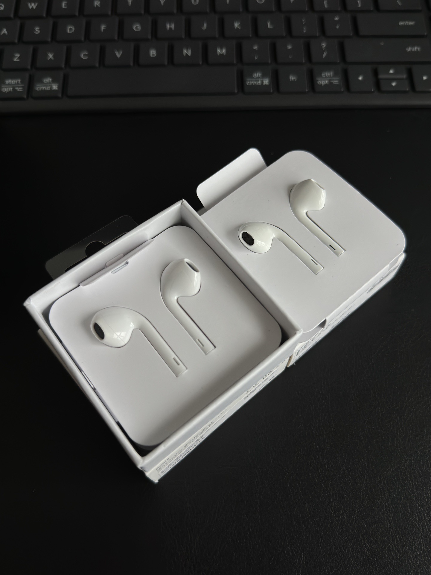 直发 比蓝牙更省心，苹果EarPods USB-C有线耳机