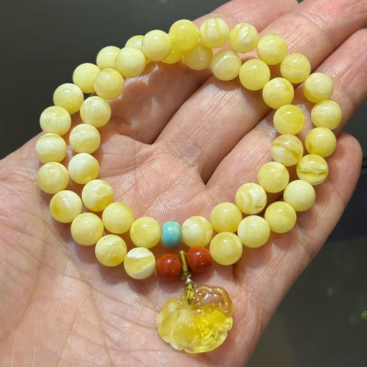 【青山特惠】7.7mm原矿俄料白花蜡蜜蜡2圈手链，搭配原矿绿松，南红，蜜蜡小如意，12.23g m
53 商品图0