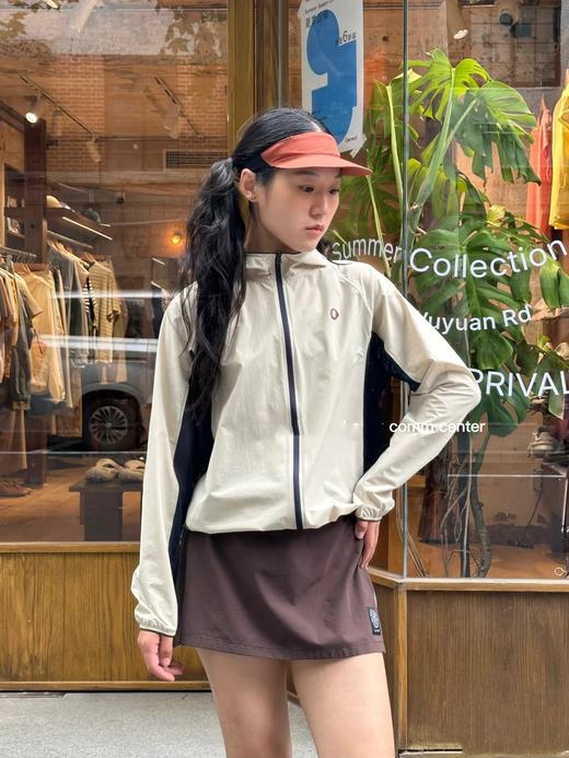 点此购买 素然安高若网眼拼接透气薄款防晒连帽女士皮肤衣 zc 344566 商品图4