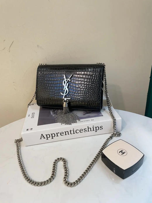 YSL 黑银 鳄鱼压纹牛皮 woc 流苏包 商品图0