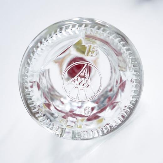 2014年五粮液飞樽醉月，四川宜宾五粮液总厂出品，52度浓香型白酒，10年老酒，少量现货中国航天事业纪念酒，整箱500ml*6瓶。 商品图1