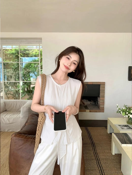 专柜实拍【小众设计！】拉夏贝尔/La Chapelle蕾丝圆领拼接花边下摆褶皱系带无袖小衫简约净版薄上衣 商品图9