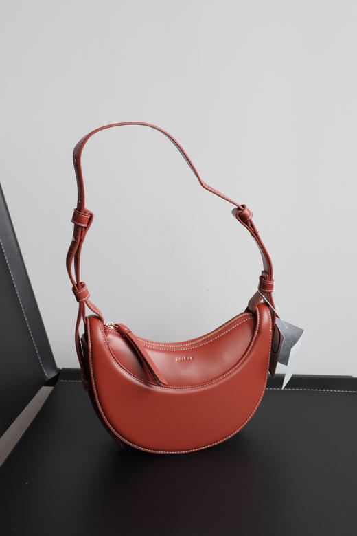 法式小众极简｜月牙腋下包 斜挎马鞍包 PJ085 商品图8