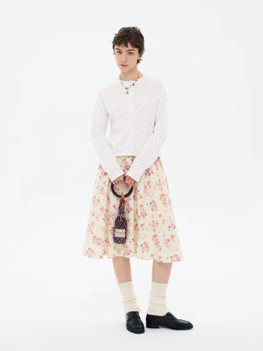 local tag/lt26ssk30/尼斯花园 碎花印花针织插肩袖修身开衫 圆领打底衫 商品图3