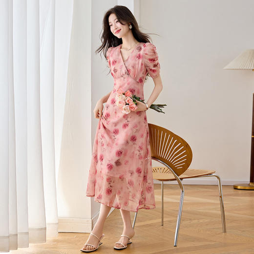「自」全新升级【铂金会员247/天猫329/差价82】(11322)洛诗琳法式V领优雅收腰连衣裙2026夏季新款显瘦印花长裙 商品图1