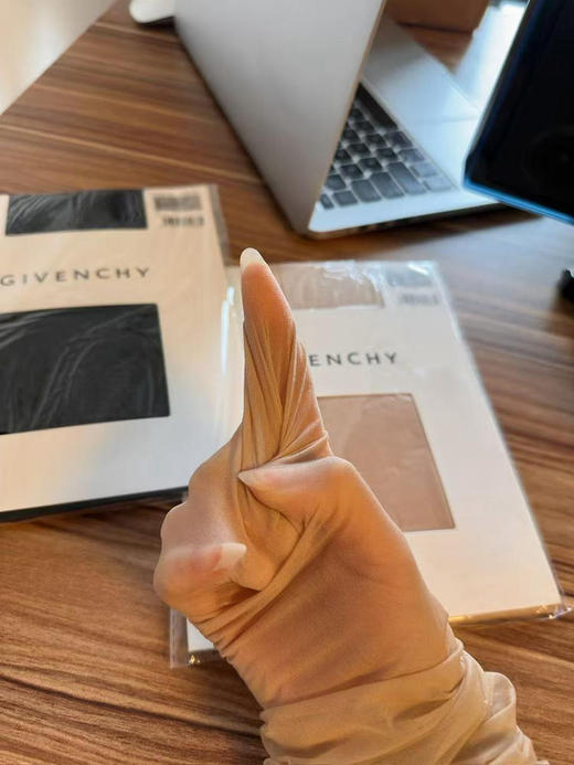 代工厂出品纪梵希丝袜，上身自带磨皮效果！  自制版本纪梵希女神光腿神器，  超弹力防勾丝，  剪刀都刮不烂的纪梵希丝袜 商品图5