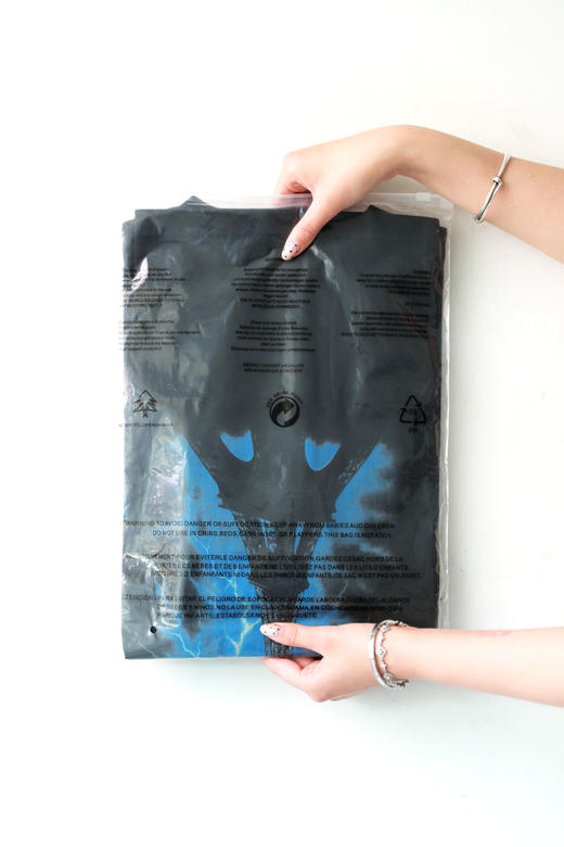 高街复古印花tee，上身真的好帅。胸前大印花宽松情侣t恤E040858 商品图14