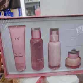 EPI亮润净透尊享礼盒洁面乳100G嫩肤液100ml嫩肤乳100ml面霜50g