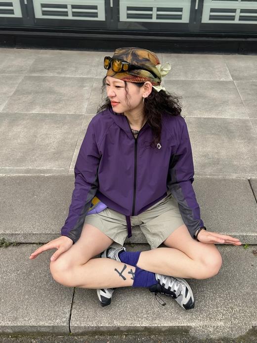 点此购买 素然安高若网眼拼接透气薄款防晒连帽女士皮肤衣 zc 344566 商品图3